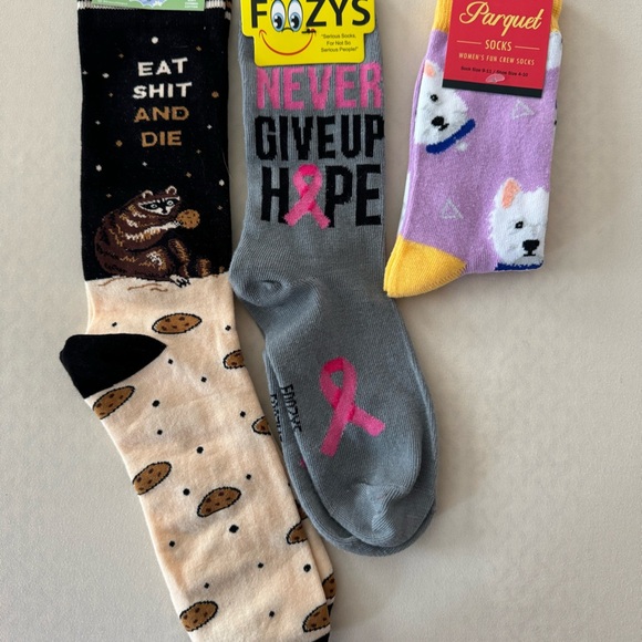 ✨NWT✨ Assorted Unisex Fun Socks Bundle - Picture 1 of 7
